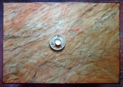 Vorschaubild: marmortisch detail